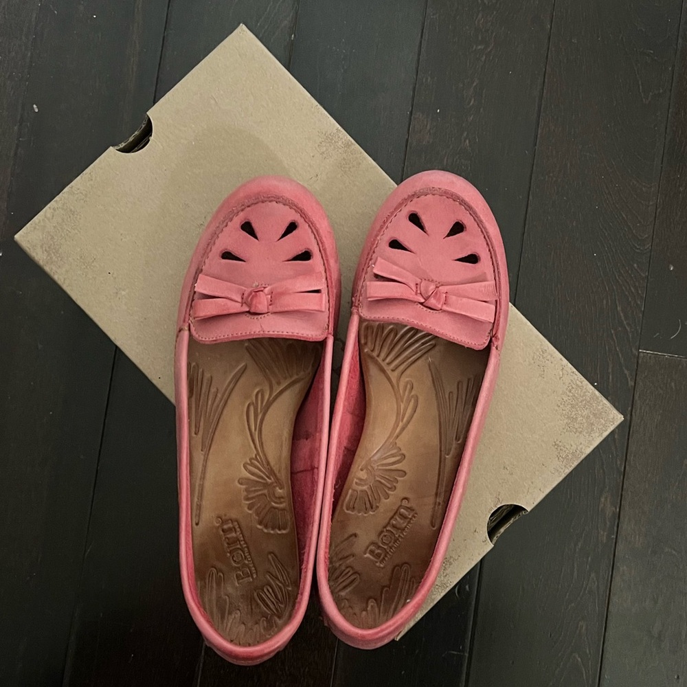 Born Naura Leather Flat